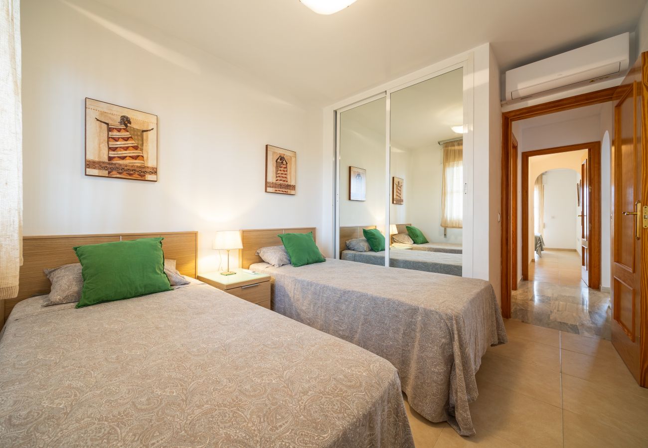 Apartment in Mijas Costa - Colina del Faro
